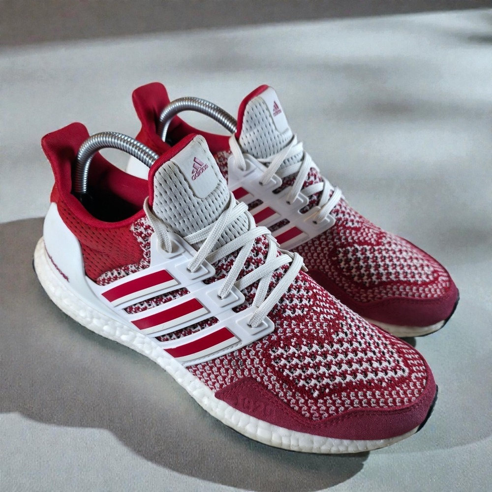 Size 8 NCAA x Adidas UltraBoost 1.0 Indiana Hoosiers Running Shoe * No Insoles *
